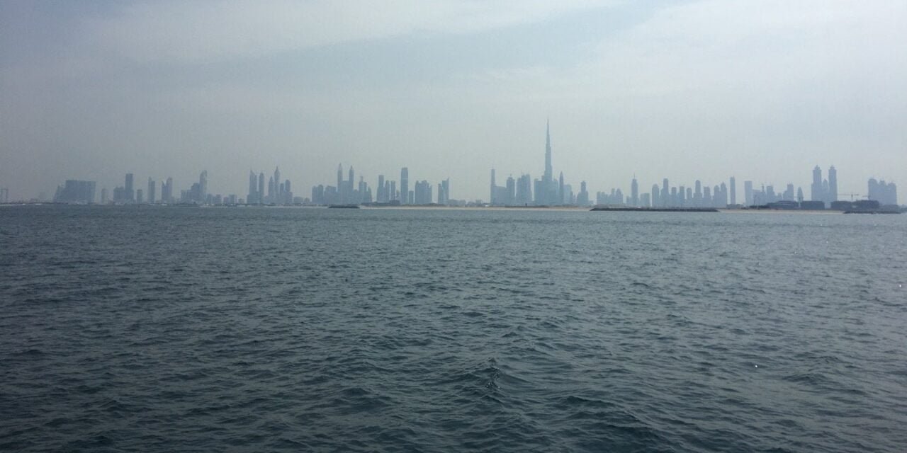 Un paseo en barco hasta Dubai Marina