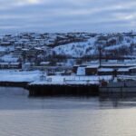 Zarpando de Kirkenes al atardecer