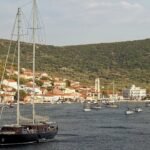 Fondeados en Vathí