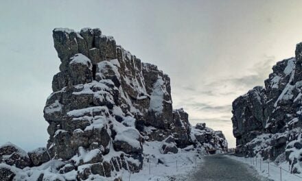 Un paseo invernal por Þingvellir