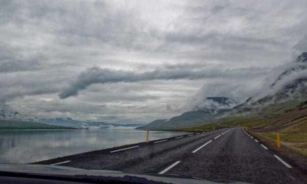 Conducir en Islandia: la guía completa