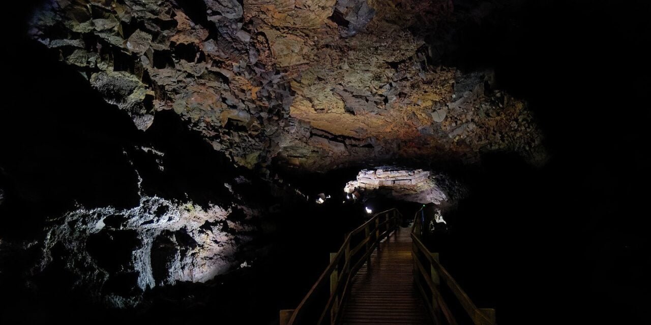 La cueva de lava de Víðgelmir