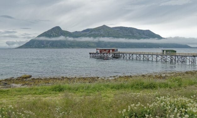 Explorando Rekvikvegen