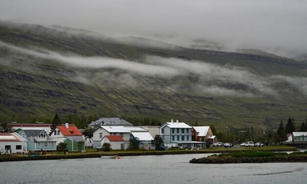 Una larga escala en Seyðisfjörður