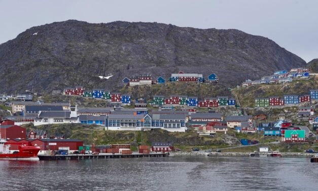 Veintisiete horas en Qaqortoq