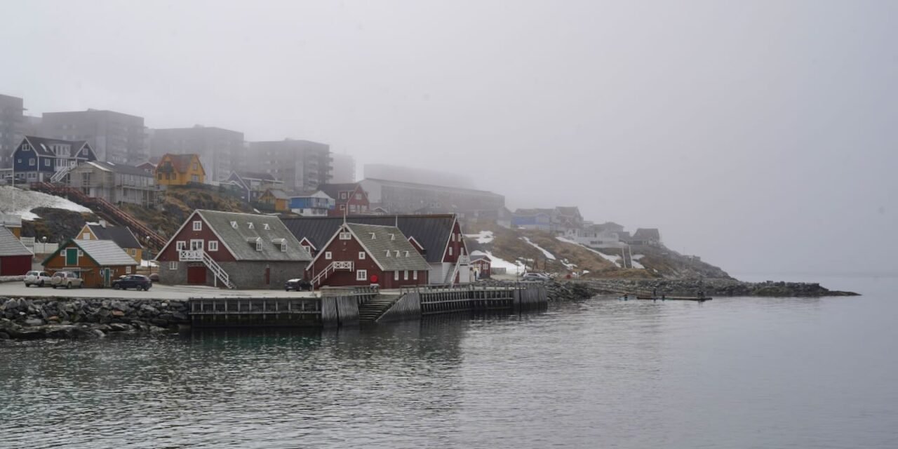 Un largo paseo por Nuuk