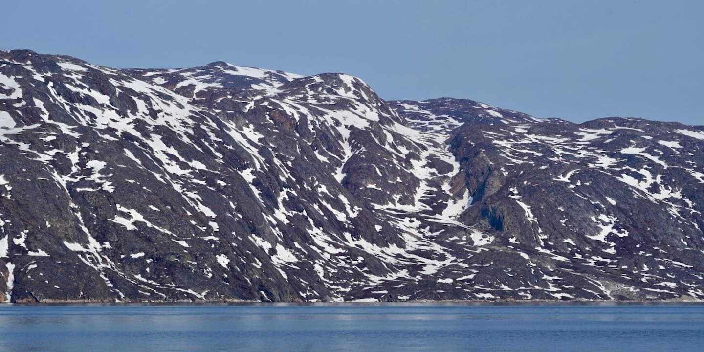 Costa oriental de Alluttoq