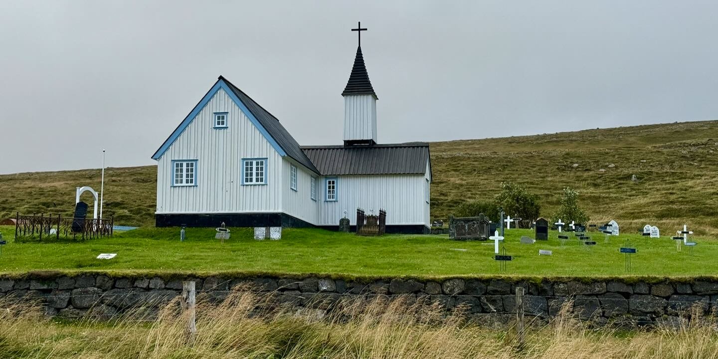 Una pausa en Skeggjastaðakirkja