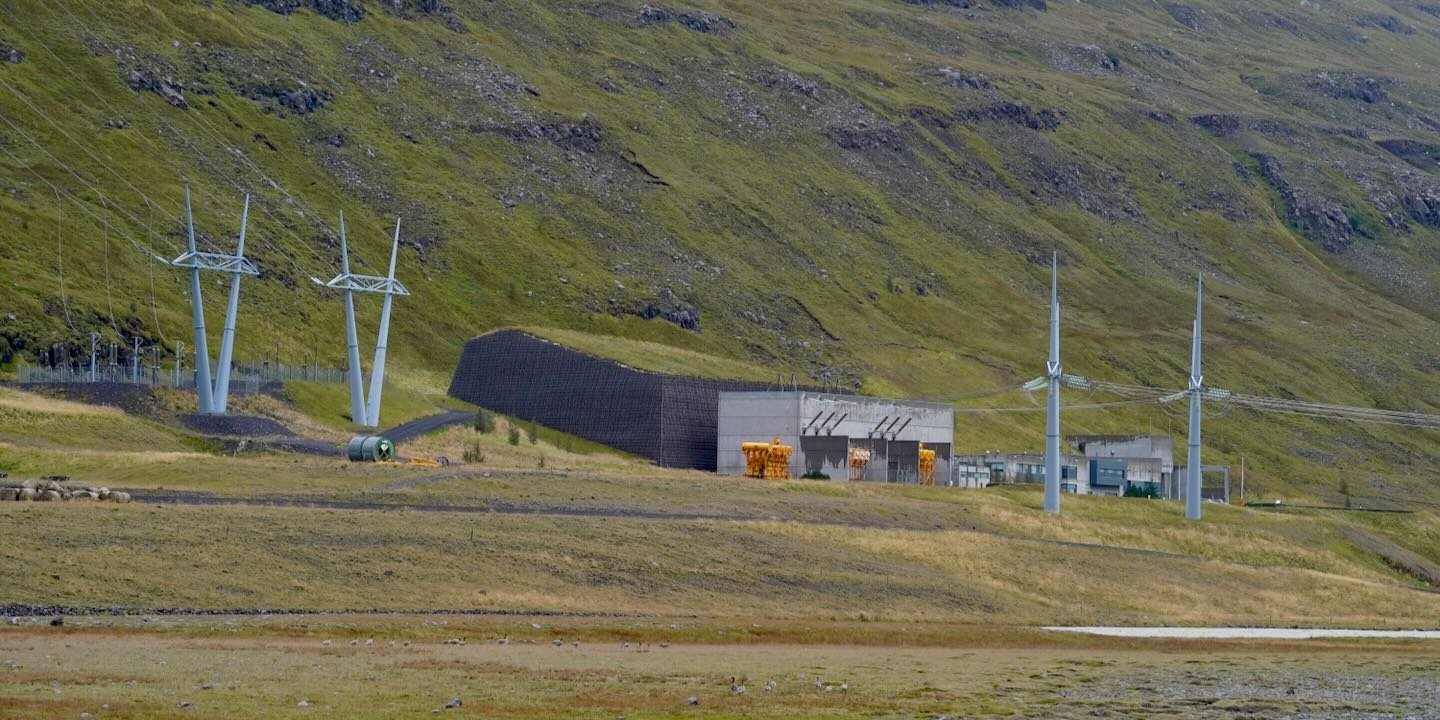 Fljótsdalsstöð, en Fljótsdalur