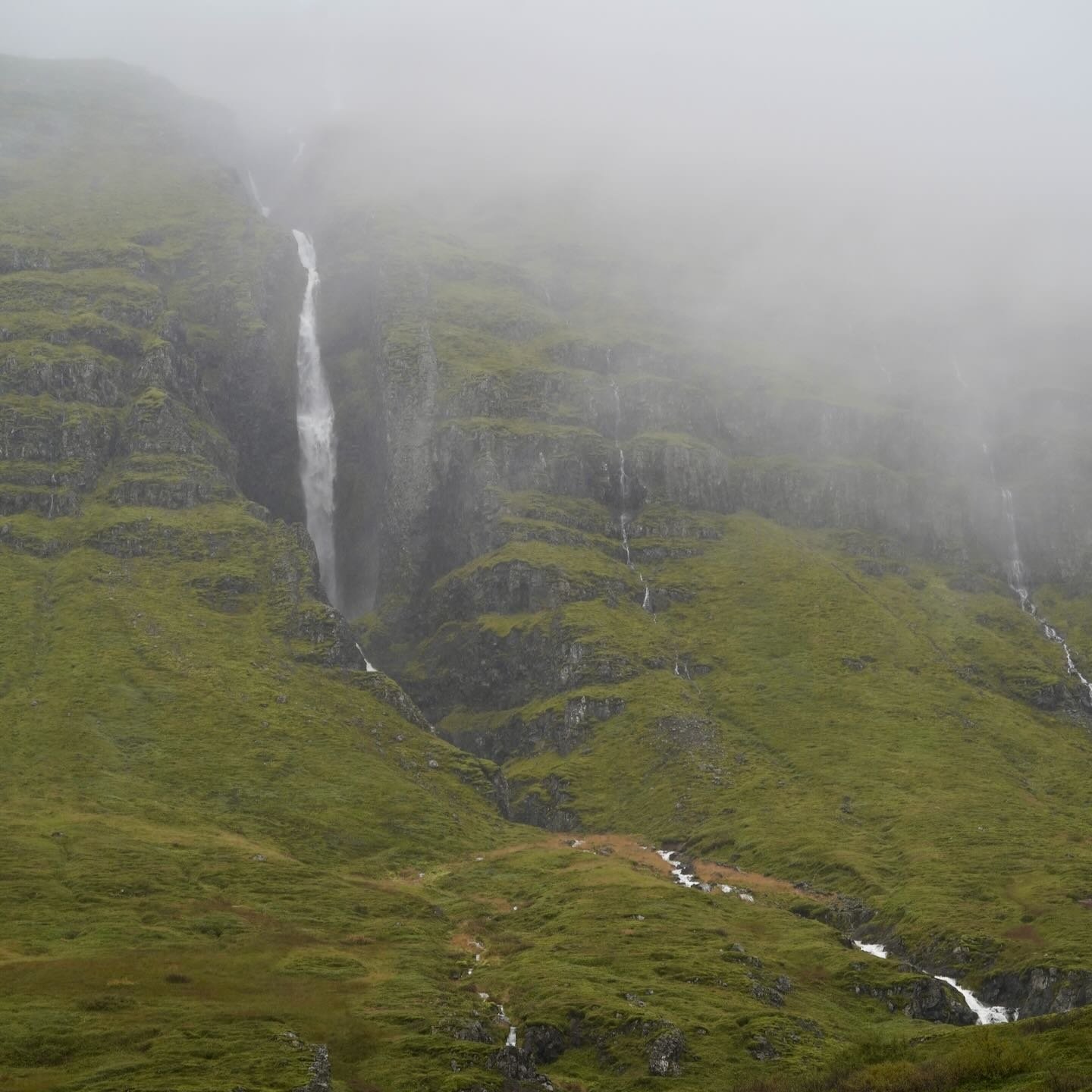 Frente a Prestagilsfoss