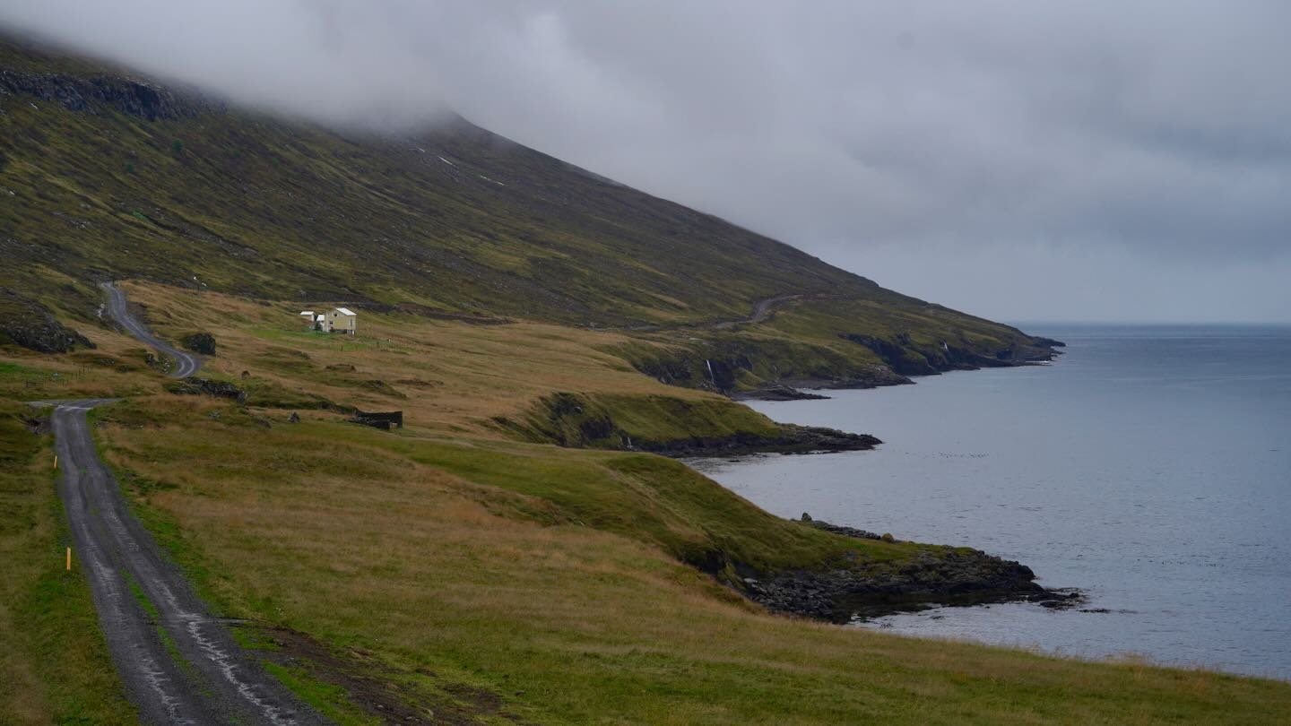 Más allá de Brekka